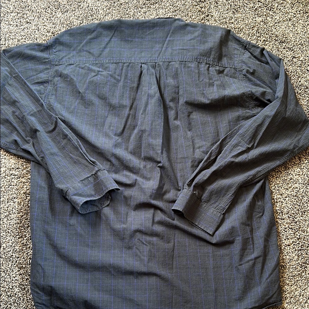 Cinch Button Down Shirt - Picture 3 of 3